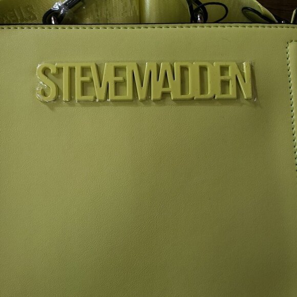 Steve Madden Bevelyn Lemon Satchel Crossbody with Coin/Airpod Case NWT - Picture 3 of 6